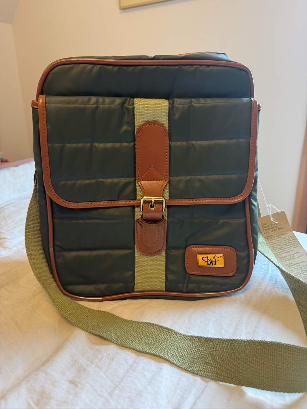 NWT Vintage DVF Diane Von Furstenberg Forest Green Nylon Quilted shoulder bag